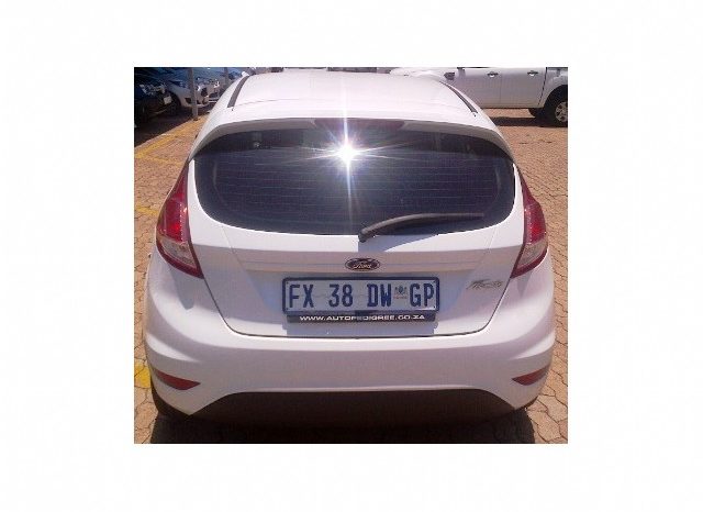 Ford Fiesta 1.4 Ambiente 5 Door 2017 full