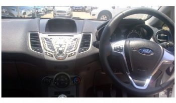 Ford Fiesta 1.4 Ambiente 5 Door 2017 full