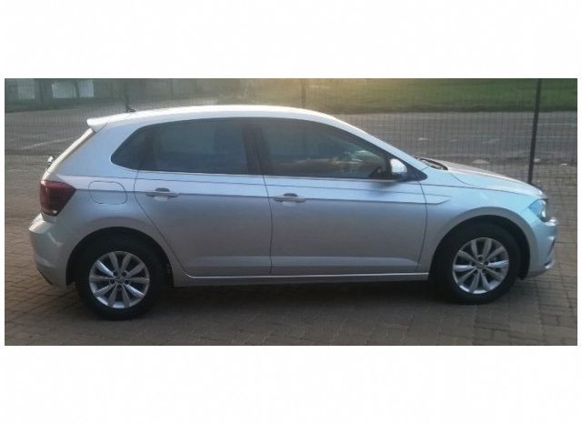 Volkswagen Polo 1.0 TSI Comfortline 2019 full