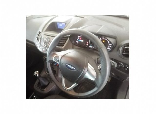 Ford Fiesta 1.4 Ambiente 5 Door 2017 full