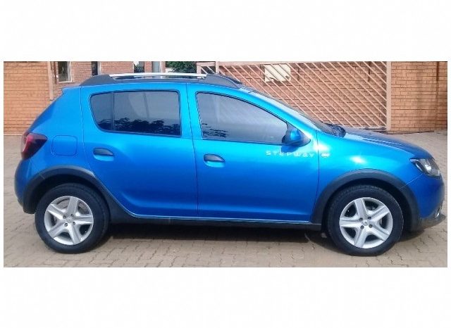 Renault Sandero 900T Stepway 2016 full