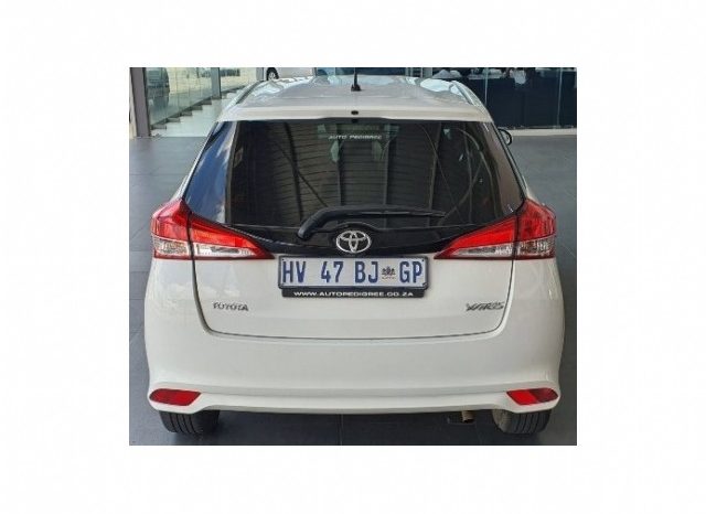 Toyota Yaris 1.5 XS 5 Door 2019 full