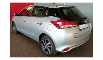 Toyota Yaris 1.5 XS 5 Door 2019 full