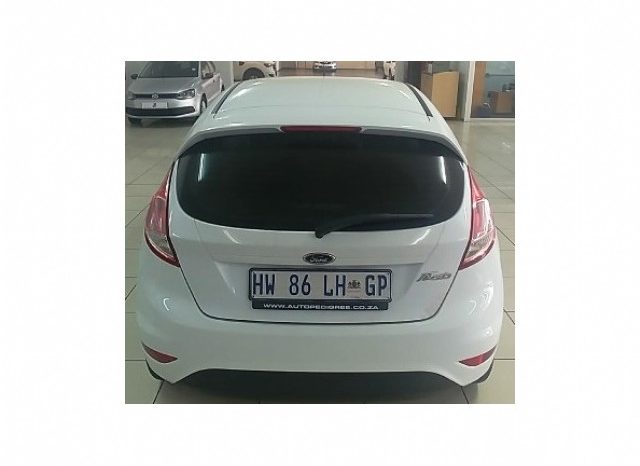 Ford Fiesta 1.4 Ambiente 5 Door 2017 full