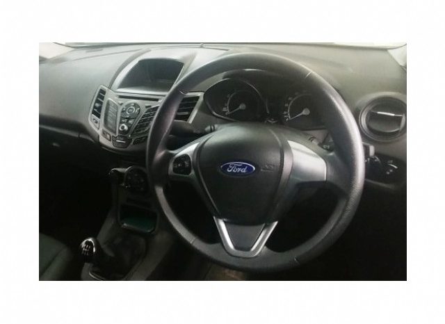 Ford Fiesta 1.4 Ambiente 5 Door 2017 full