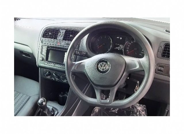 Volkswagen Polo 1.2 TSI Trendline (66KW) 2018 full