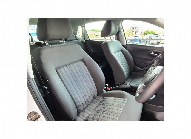 Volkswagen Polo 1.2 TSI Trendline (66KW) 2018 full