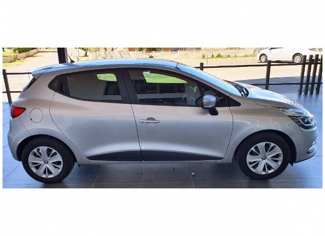 Renault Clio IV 900T Authentique 5 Door (66kW) 2019 full