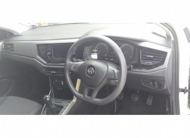 Volkswagen Polo 1.0 TSI Trendline 2018 full