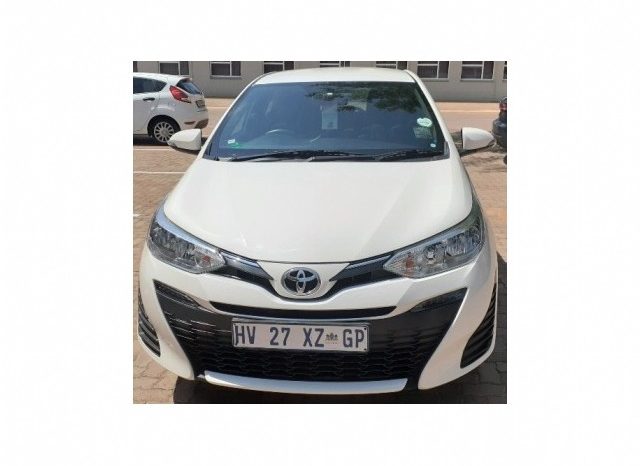 Toyota Yaris 1.5 XS 5 Door 2019 full