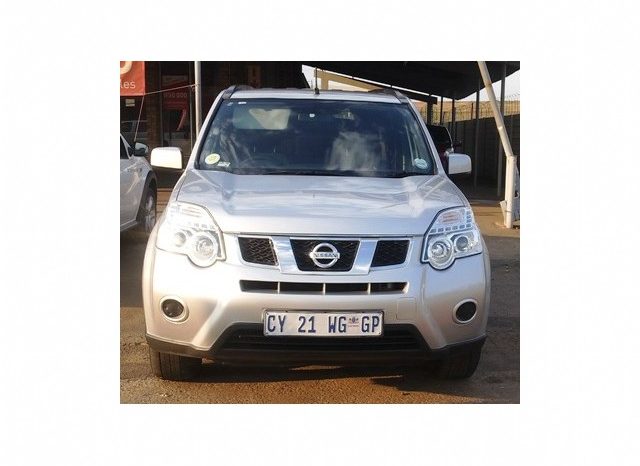 Nissan X-Trail 2.0 4X2 XE (R79/R85) 2014 full