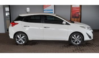 Toyota Yaris 1.5 XS 5 Door 2019 full