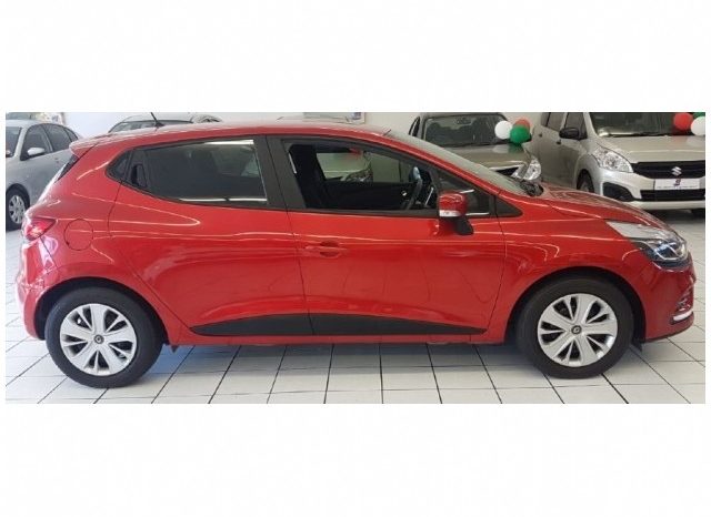 Renault Clio IV 900T Authentique 5 Door (66kW) 2019 full