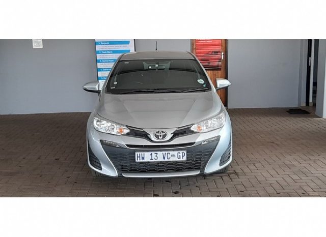 Toyota Yaris 1.5 XS 5 Door 2019 full