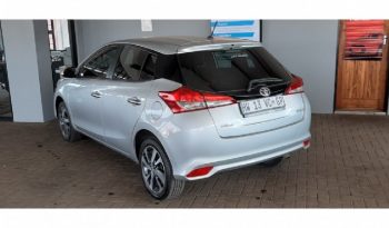 Toyota Yaris 1.5 XS 5 Door 2019 full