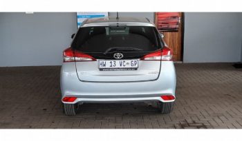 Toyota Yaris 1.5 XS 5 Door 2019 full