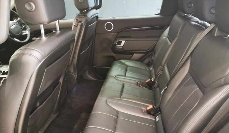 Land Rover Discovery SE Td6 2019 full