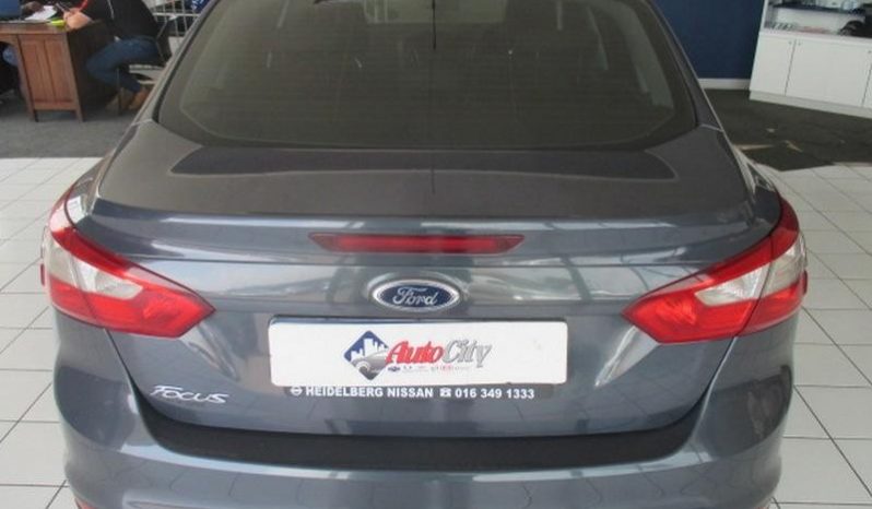 Ford Focus 1.6 Ti Vct Trend 2013 full