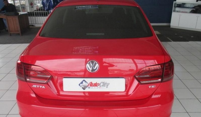 Volkswagen Jetta 1.4 Tsi Comfortline 2015 full