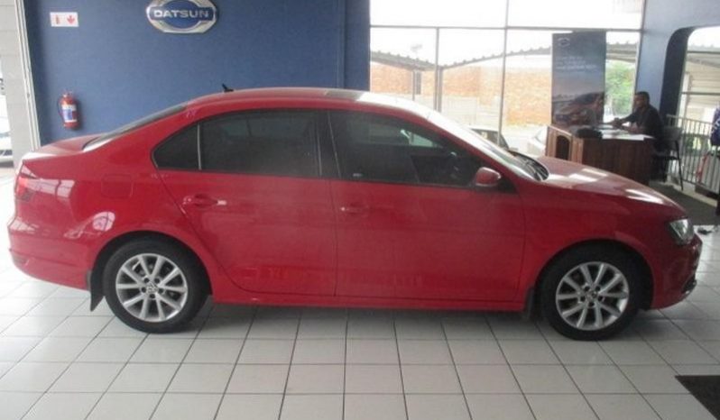 Volkswagen Jetta 1.4 Tsi Comfortline 2015 full