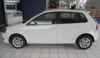 Volkswagen Polo Vivo Hatch 1.4 Trendline 2017 full