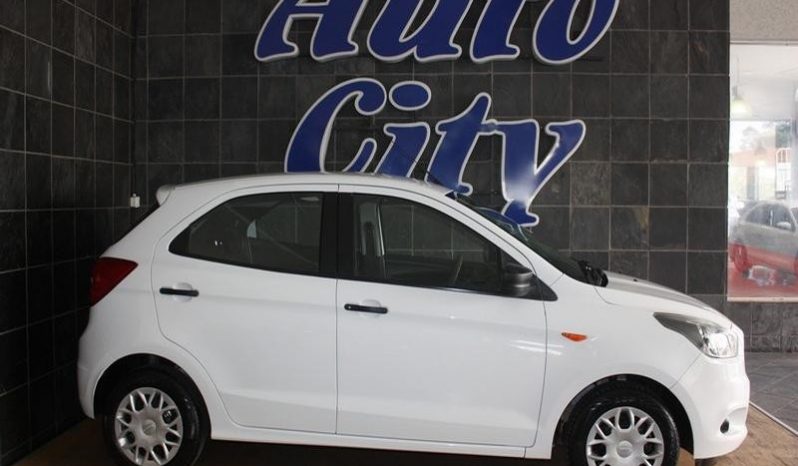 Ford Figo 1.5 Ambiente 5-Door 2017 full