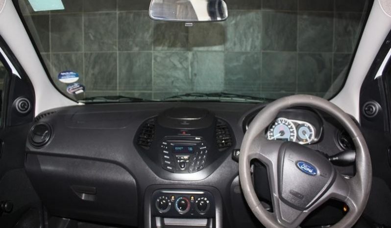 Ford Figo 1.5 Ambiente 5-Door 2017 full