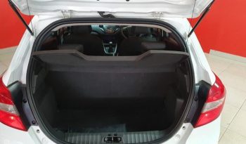 Ford Figo 1.5 Ambiente 5-Door 2017 full