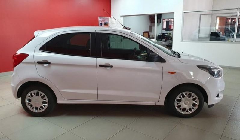 Ford Figo 1.5 Ambiente 5-Door 2017 full