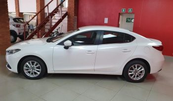 Mazda 3 1.6 Dynamic 4-Door 2015 full