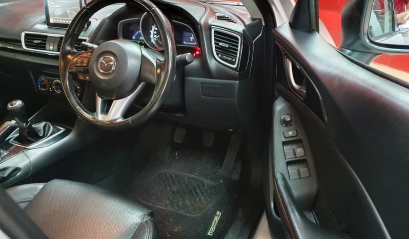 Mazda 3 1.6 Dynamic 4-Door 2015 full