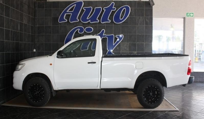 Toyota Hilux 2.5 D-4D 4X4 Srx 2014 full