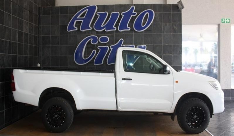 Toyota Hilux 2.5 D-4D 4X4 Srx 2014 full