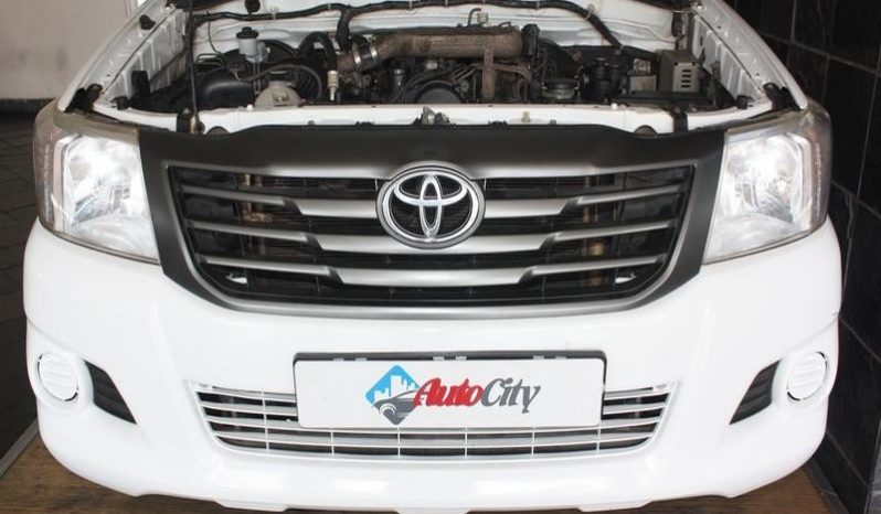 Toyota Hilux 2.5 D-4D 4X4 Srx 2014 full