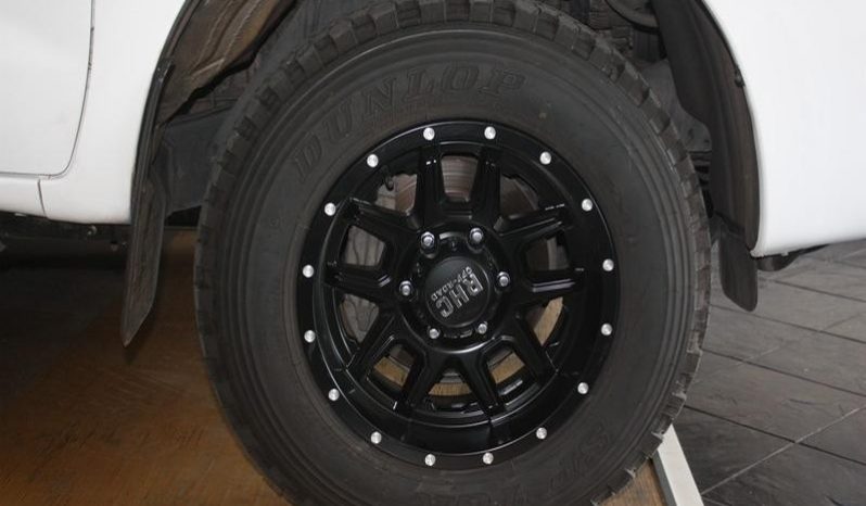 Toyota Hilux 2.5 D-4D 4X4 Srx 2014 full