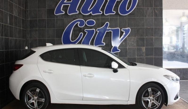 Mazda 3 1.6 Dynamic 5-Door At 2015 full