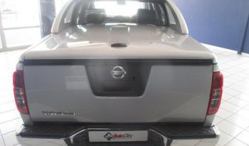 Nissan Navara 2.5 DCi 4×2 Le D/cab At 2010 full
