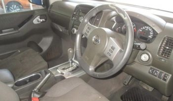 Nissan Navara 2.5 DCi 4×2 Le D/cab At 2010 full