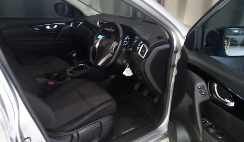 Nissan Qashqai 1.2T Acenta 2017 full