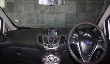 Ford Fiesta 1.4 Ambiente 5 Dr 2015 full