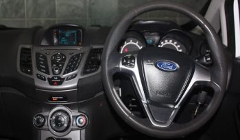 Ford Fiesta 1.4 Ambiente 5 Dr 2015 full