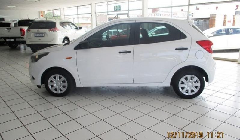 Ford Figo 1.5 Ambiente 5-Door 2017 full