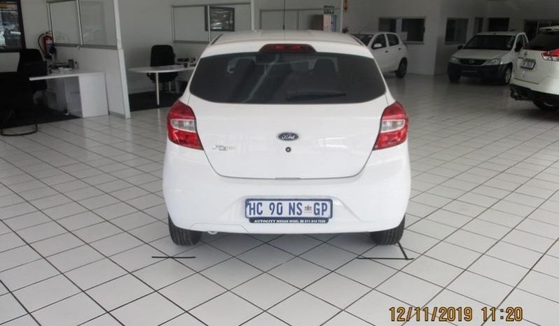 Ford Figo 1.5 Ambiente 5-Door 2017 full