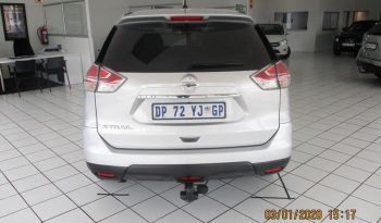 Nissan X-Trail 1.6DCI 4X2 Xe 2015 full