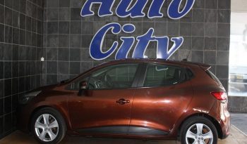 Renault Clio 4 0.9 Turbo Expression 2014 full