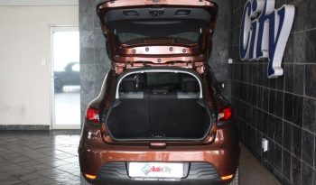 Renault Clio 4 0.9 Turbo Expression 2014 full