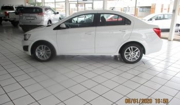 Chevrolet Sonic Sedan 1.6 Ls 2015 full