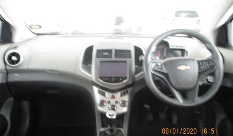 Chevrolet Sonic Sedan 1.6 Ls 2015 full
