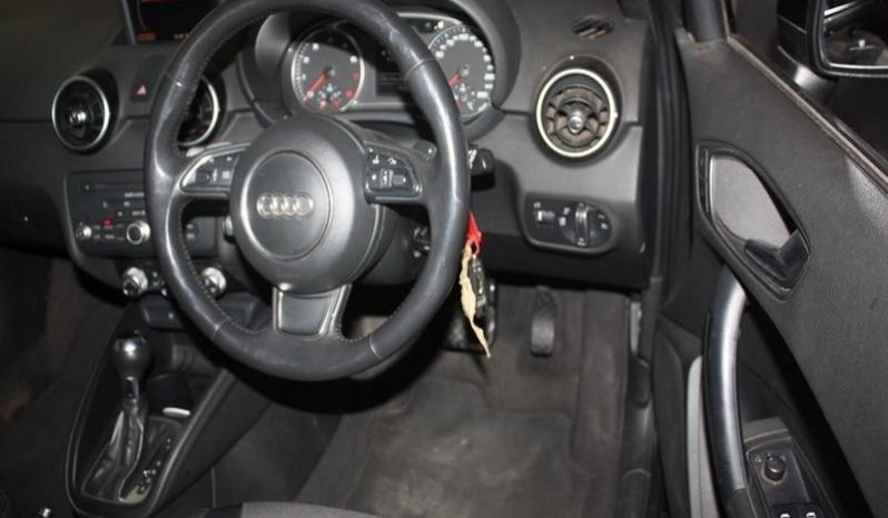 Audi A1 1.4 Tfsi Attraction 2012 full