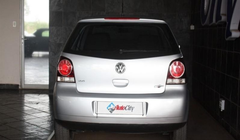 Volkswagen Polo Vivo Hatch 1.4 Conceptline 2015 full